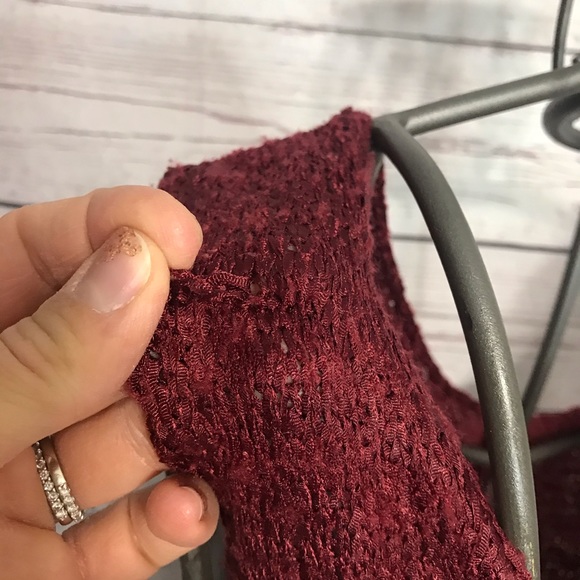 PETITE NIC + ZOE Crocheted Sleeveless Maroon Tank Top Size Large - Picture 8 of 11